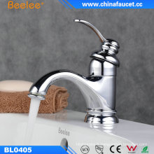 Accessoire de salle de bains Robinet de lavabo de lavage d&#39;eau belle conception